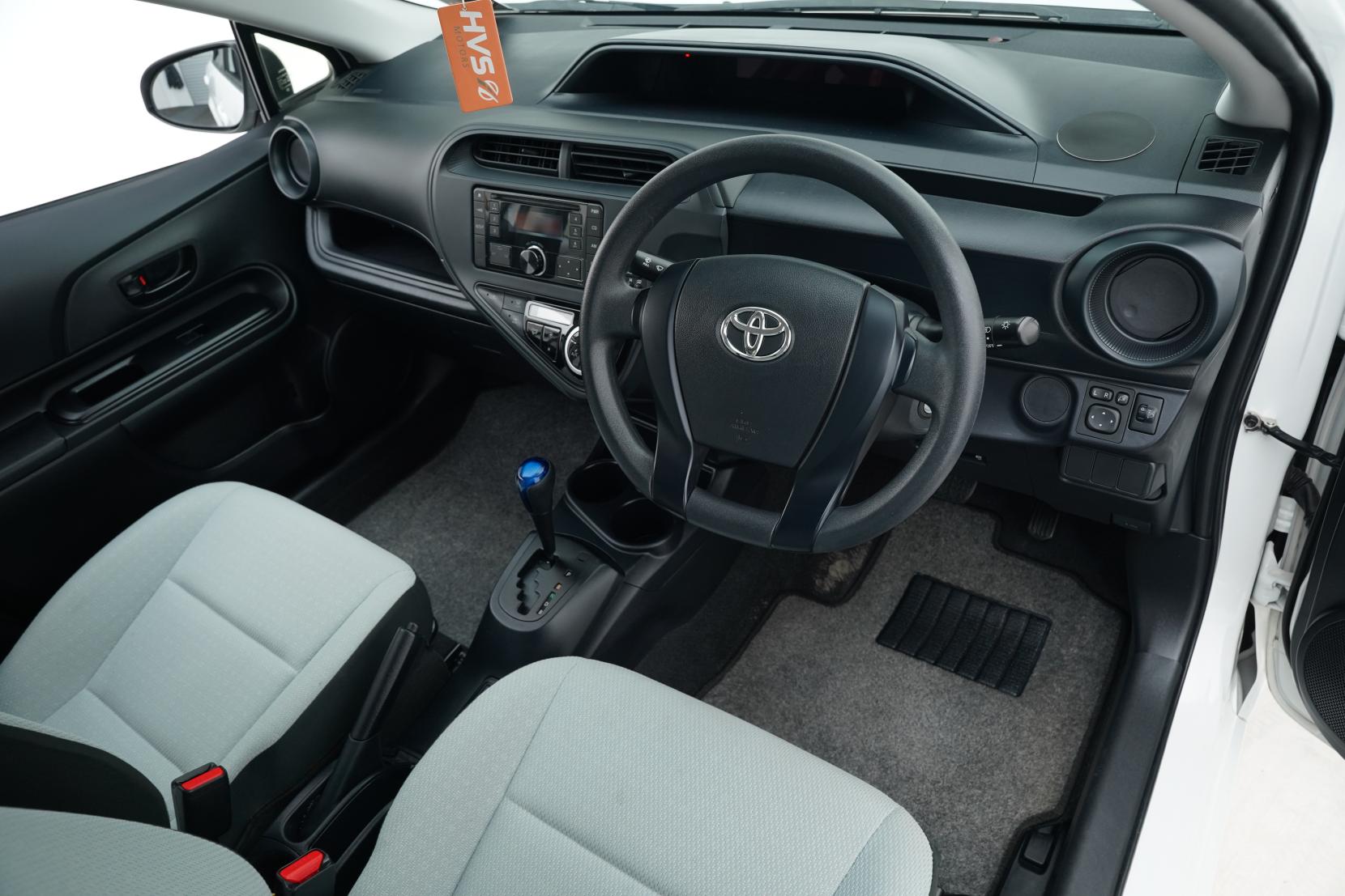 Toyota Aqua 1.5 Aqua II (facelift 2025) L