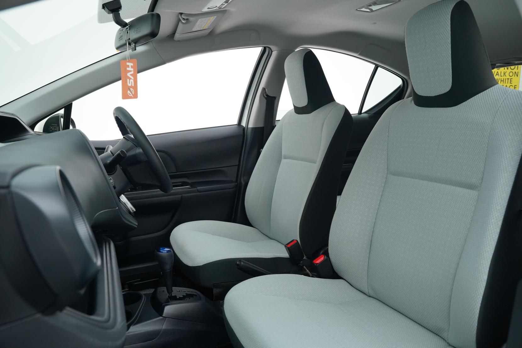 Toyota Aqua 1.5 Aqua II (facelift 2025) L