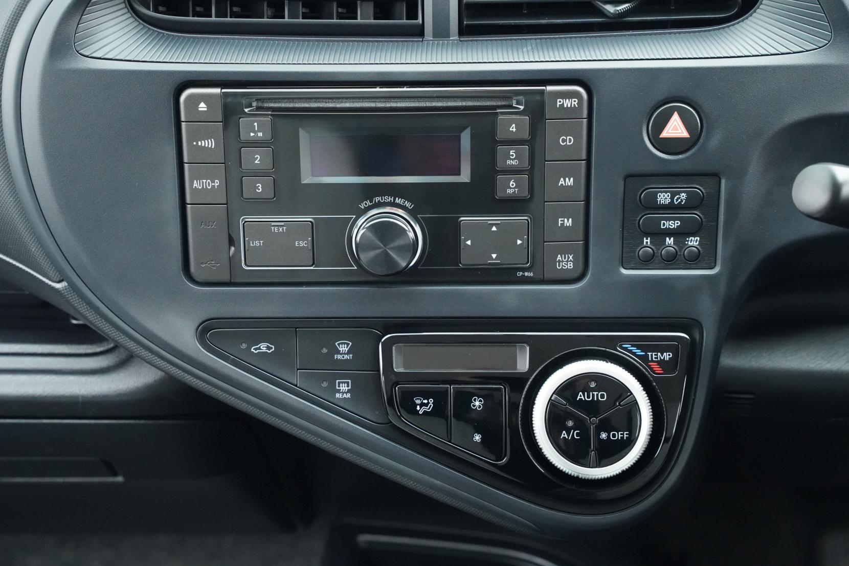 Toyota Aqua 1.5 Aqua II (facelift 2025) L