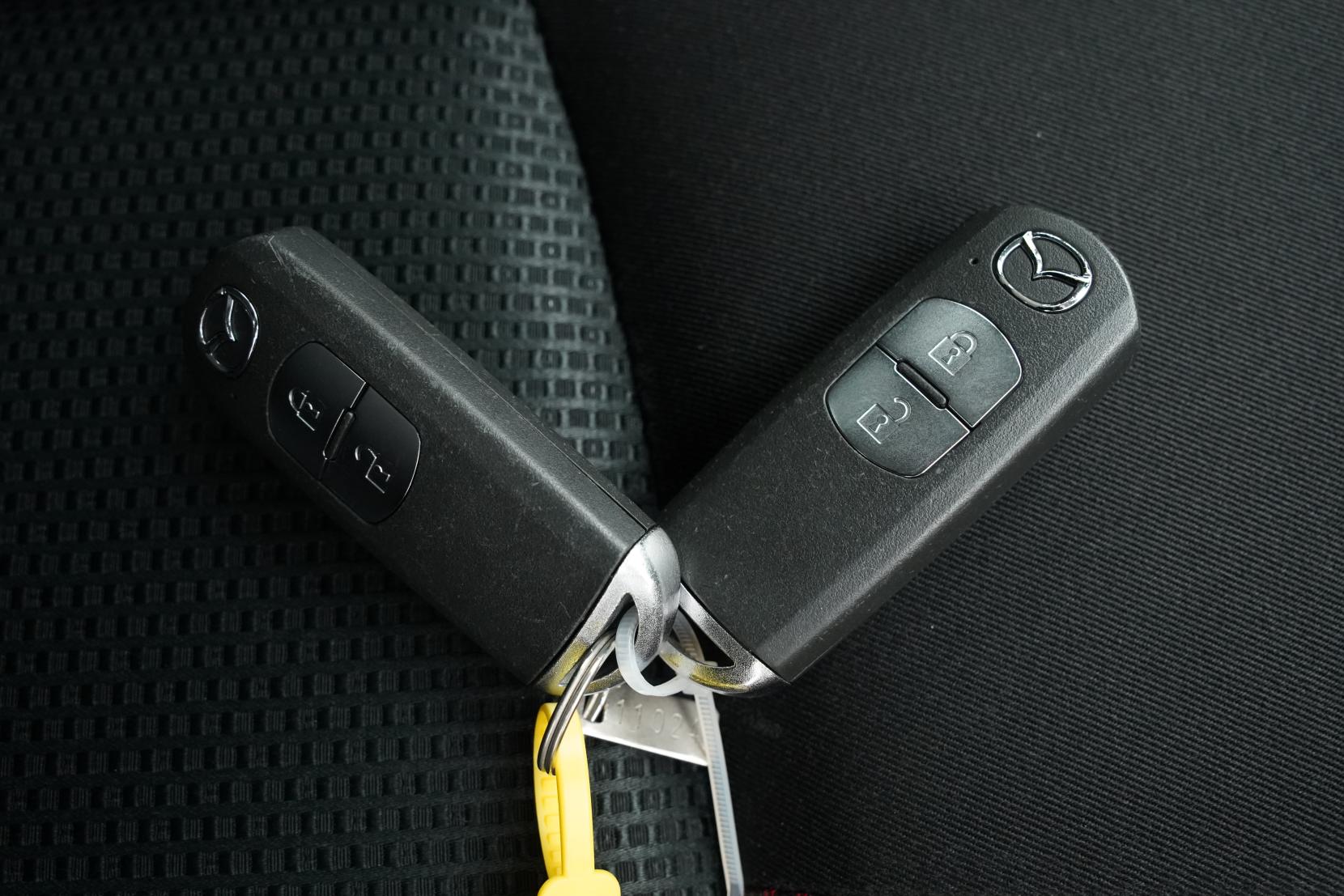 Mazda Demio 1.3 13 S TOURING