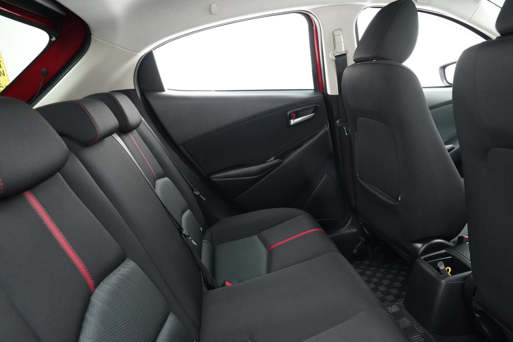 Mazda Demio 1.3 13 S TOURING