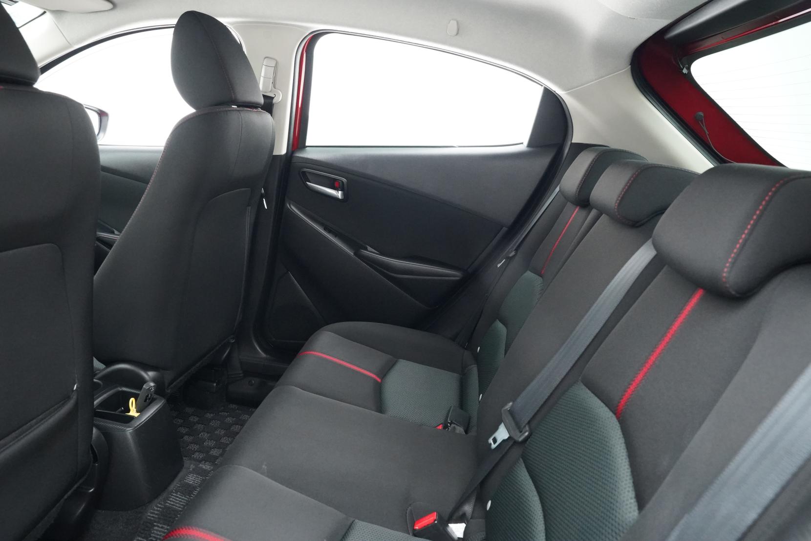 Mazda Demio 1.3 13 S TOURING