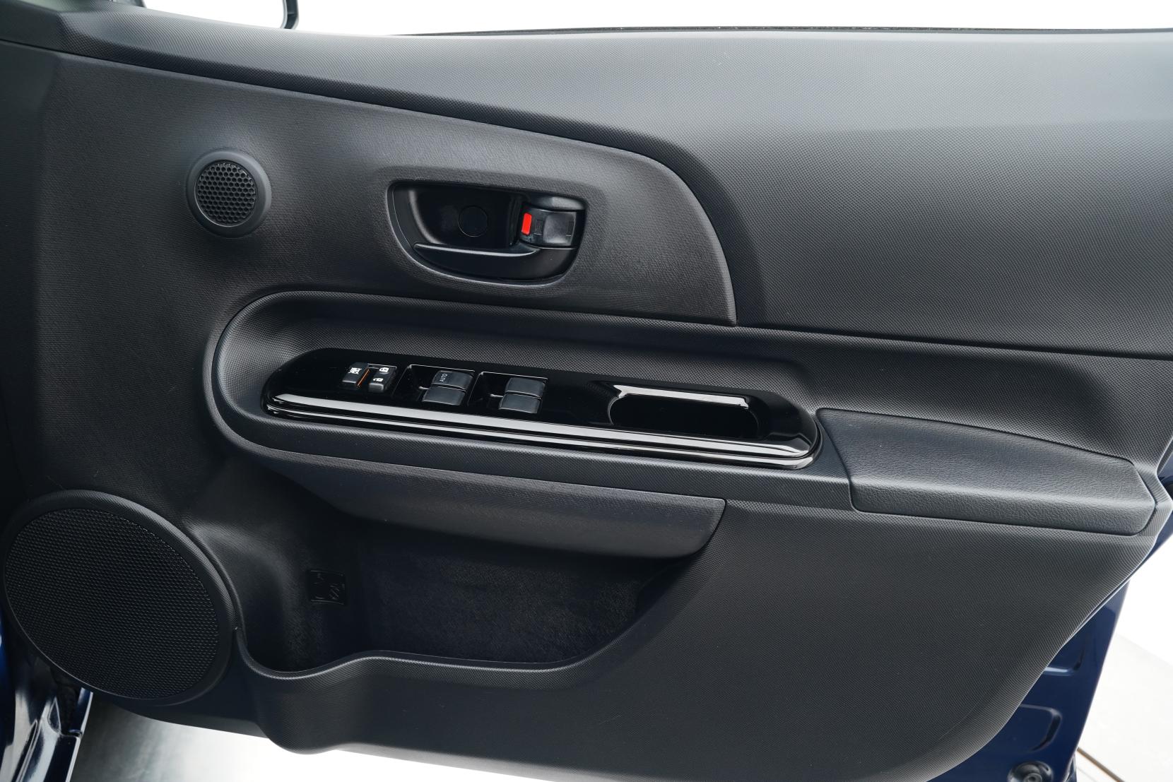 Toyota Aqua Hybrid Facelift S Spec