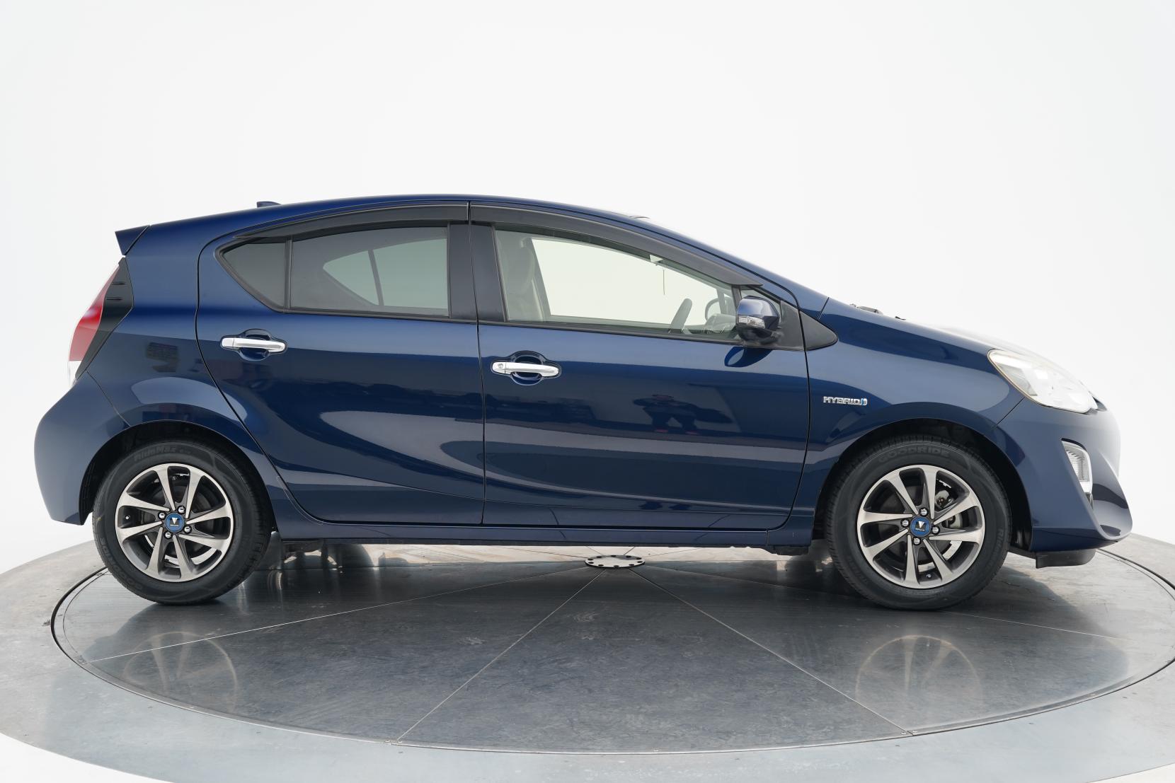 Toyota Aqua Hybrid Facelift S Spec