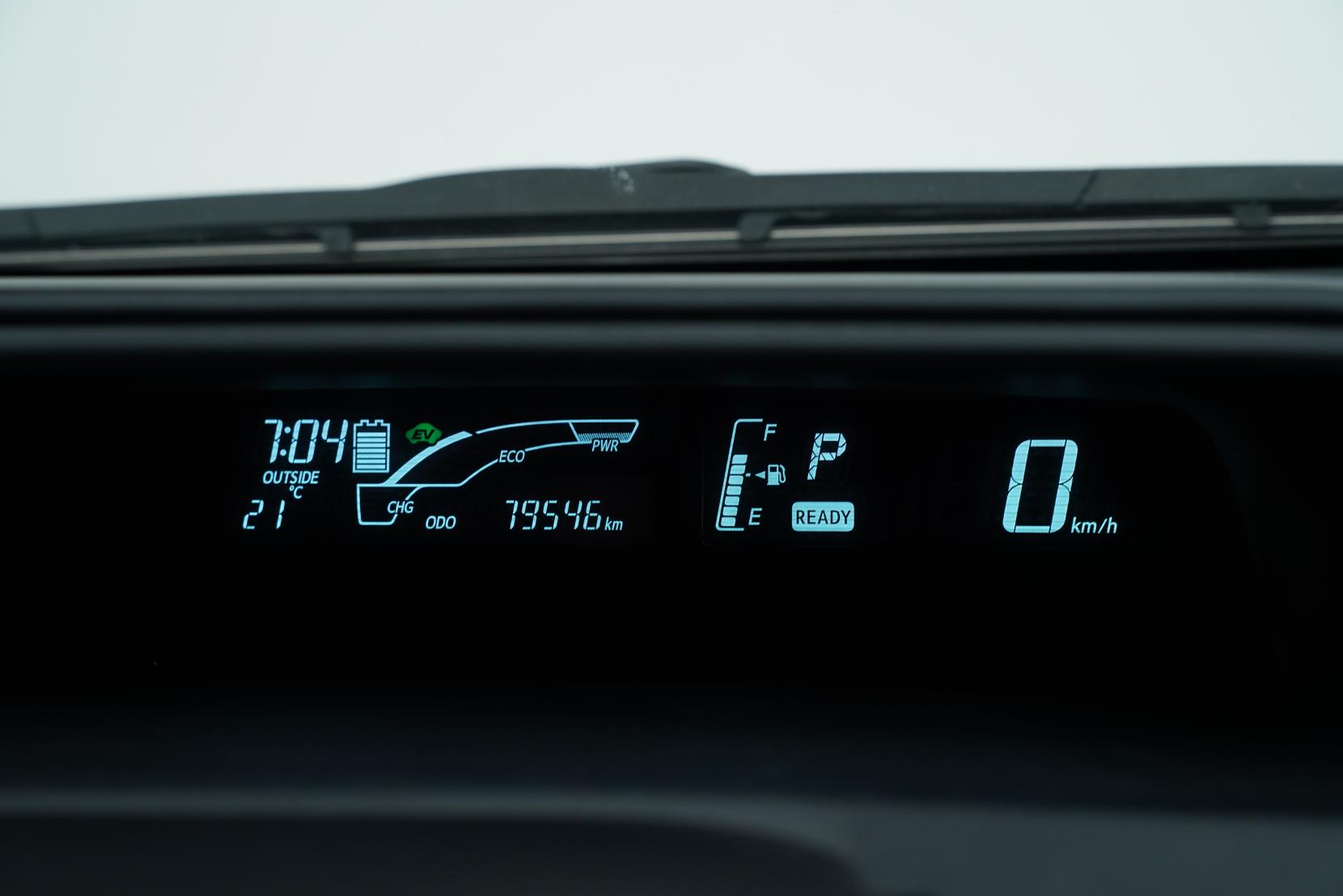 Toyota Aqua 1.5 G LEATHER PACKAGE