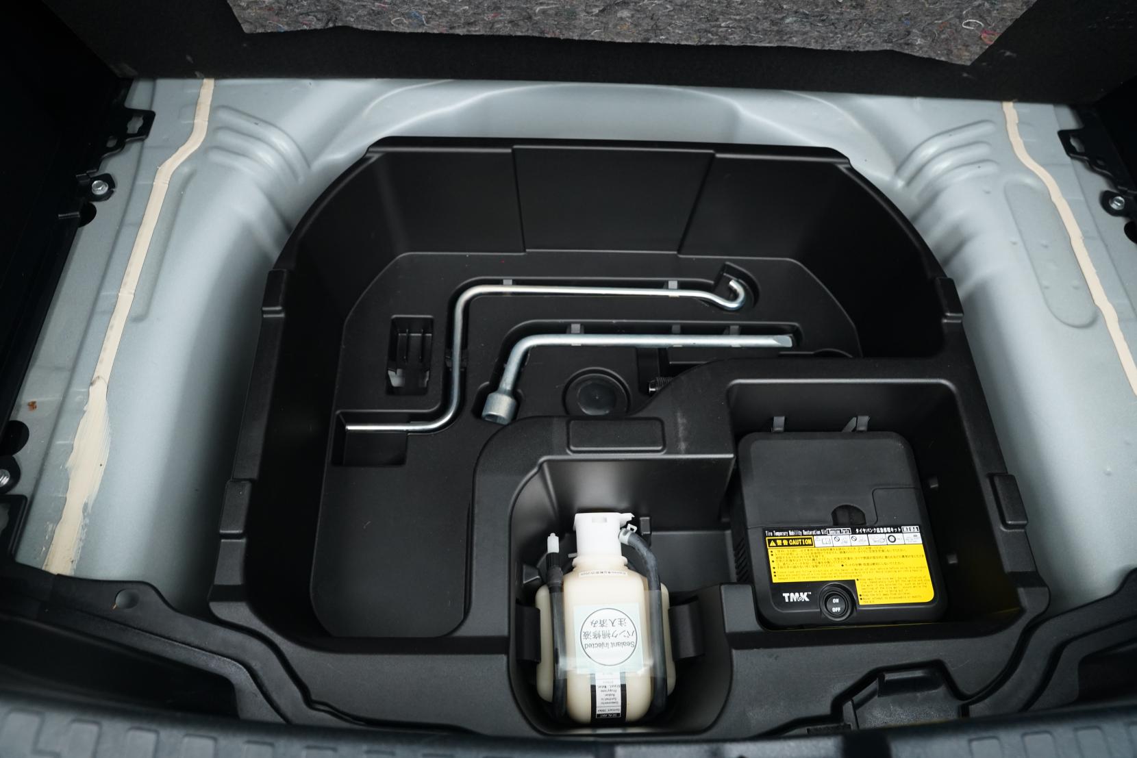 Toyota Aqua 1.5 G LEATHER PACKAGE