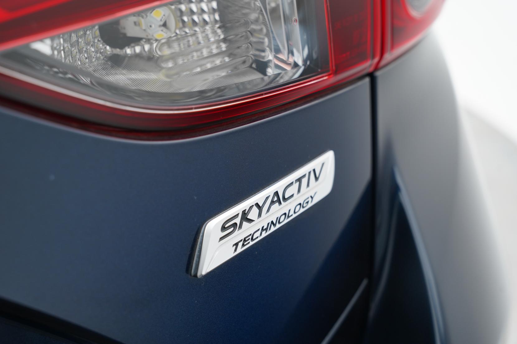 Mazda Axela SPORTS 20 S TOURING