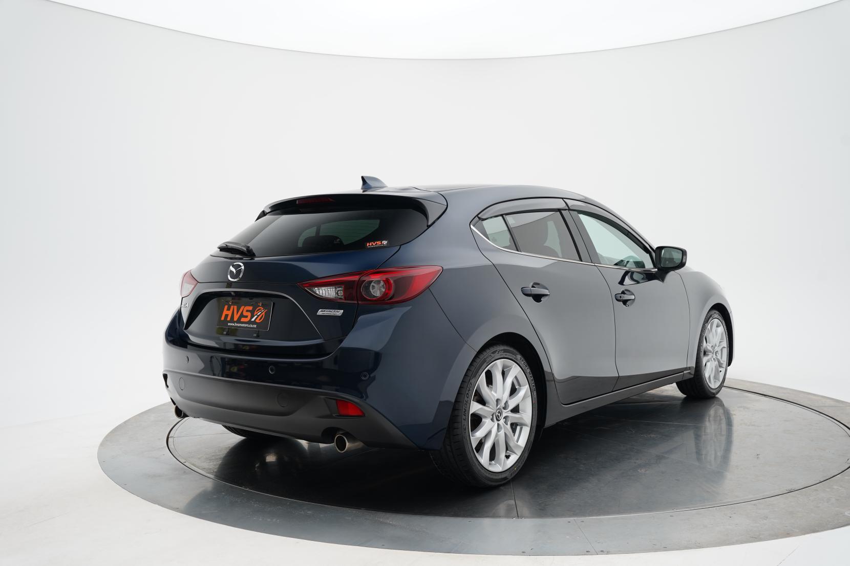 Mazda Axela SPORTS 20 S TOURING