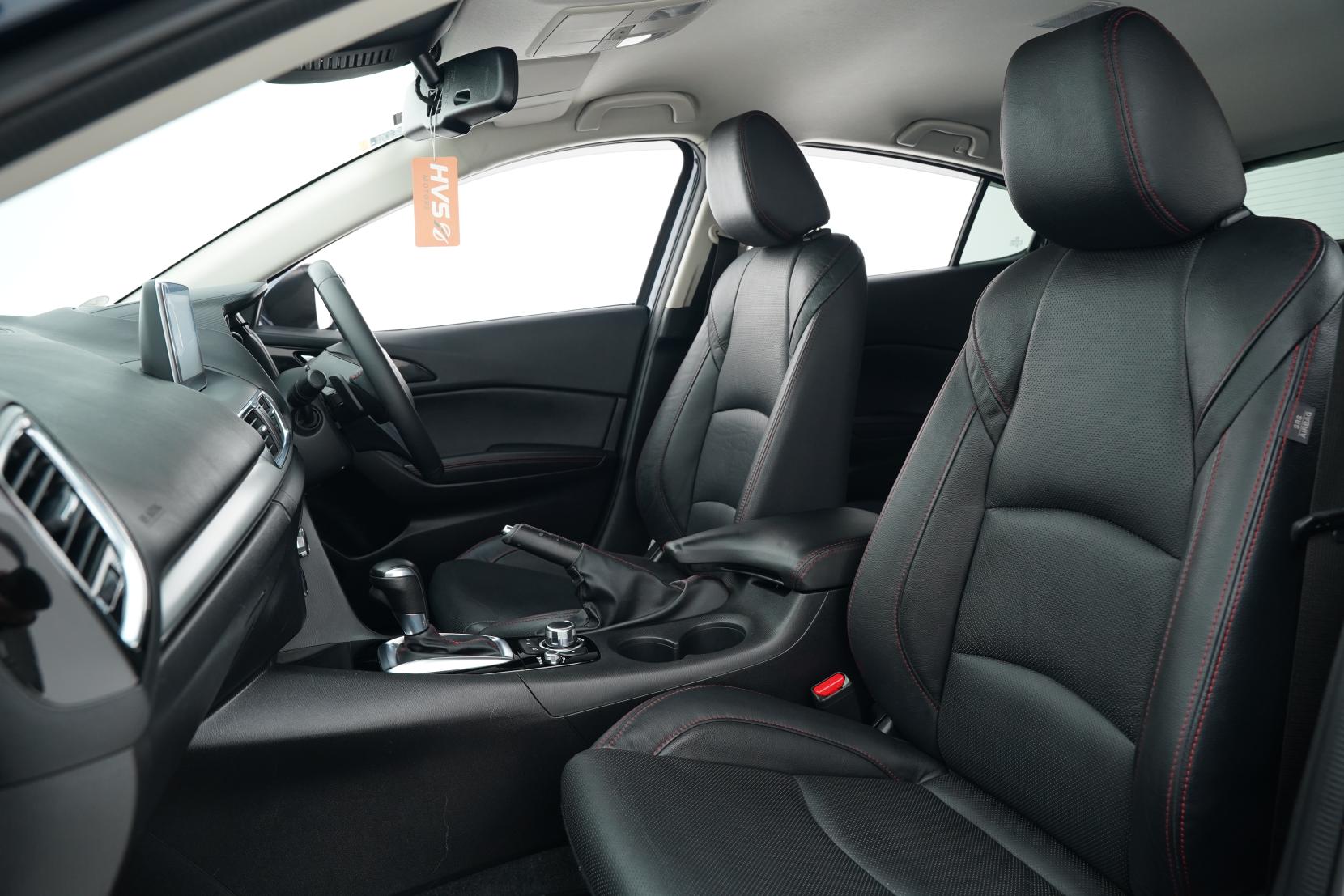 Mazda Axela SPORTS 20 S TOURING