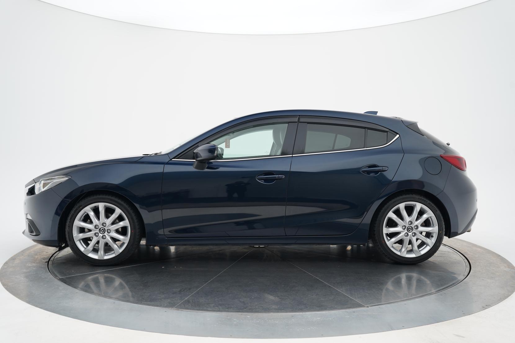 Mazda Axela SPORTS 20 S TOURING