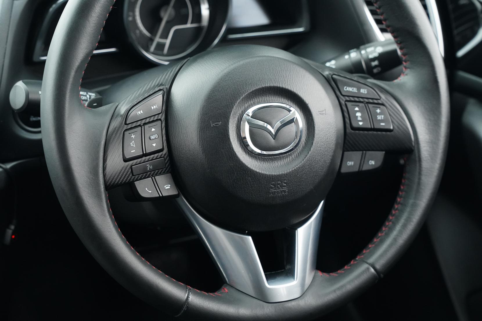 Mazda Axela SPORTS 20 S TOURING