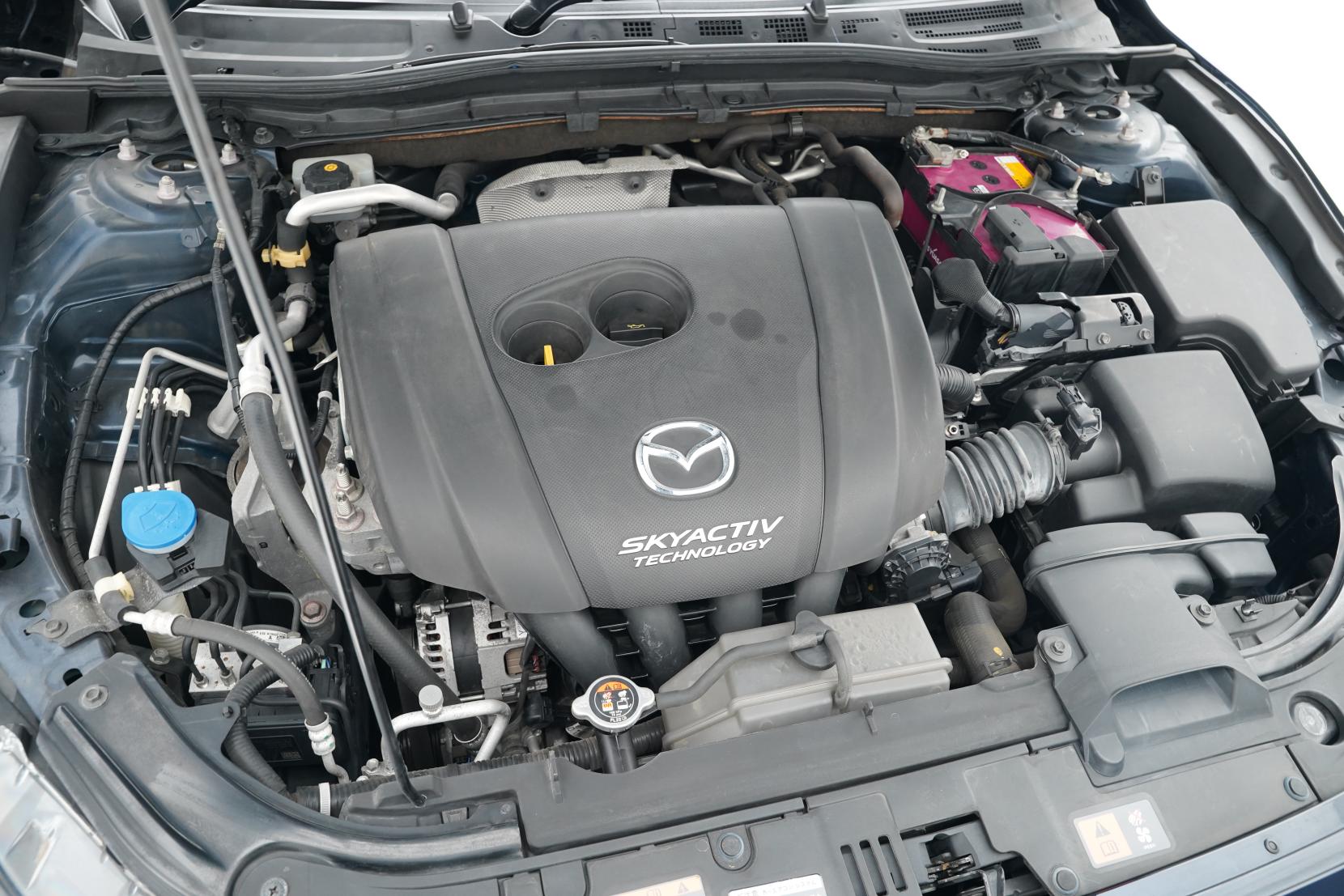 Mazda Axela SPORTS 20 S TOURING