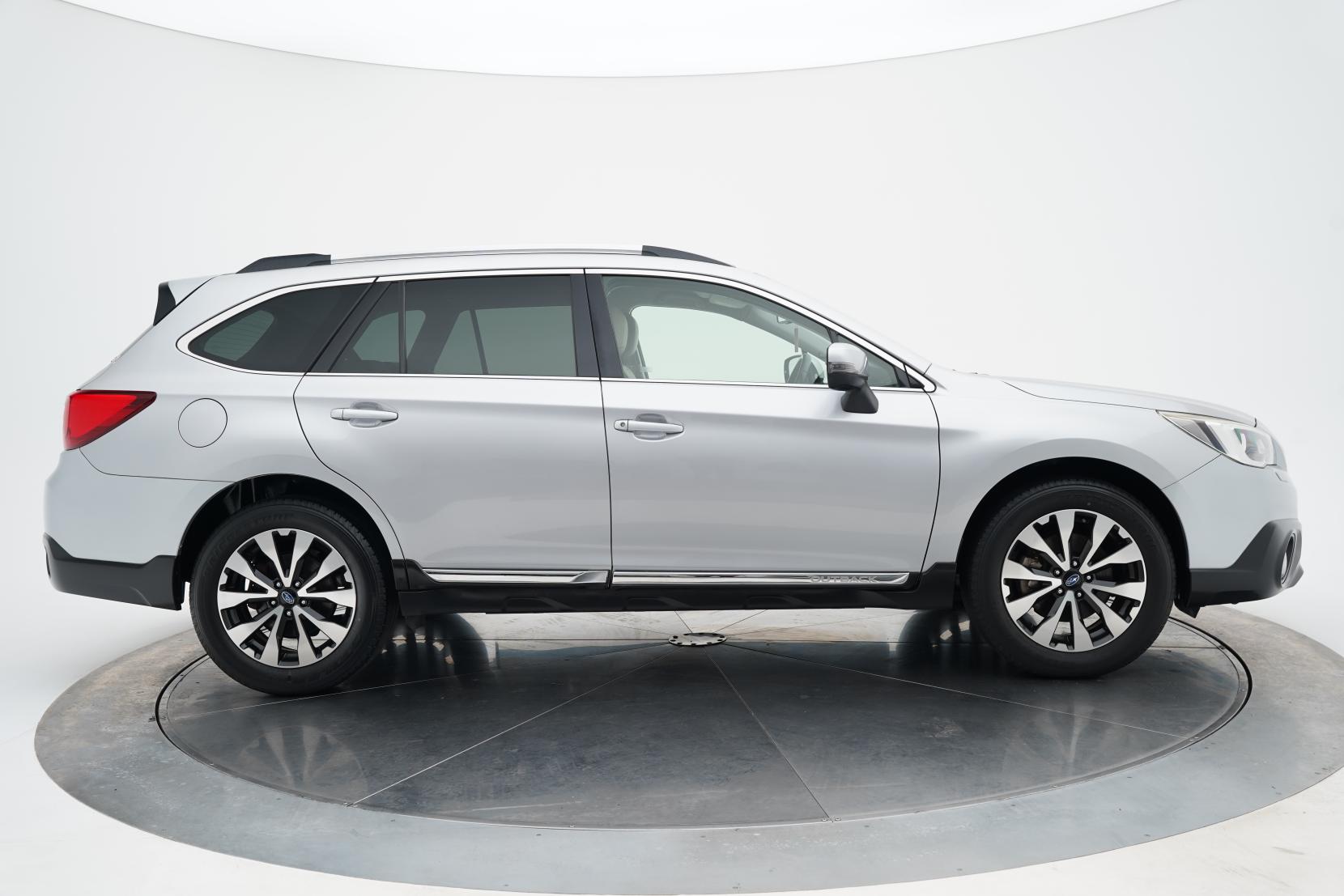 Subaru Outback 2.5 Limited Eyesight AWD