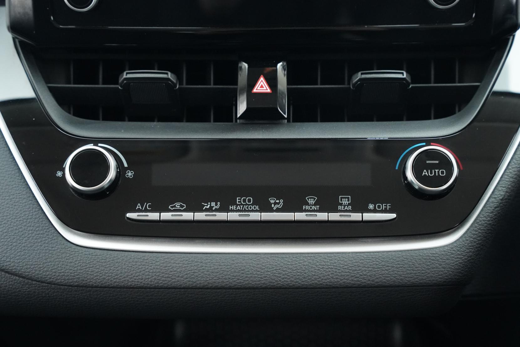 Toyota Corolla TOURING HYBRID G-X 4WD