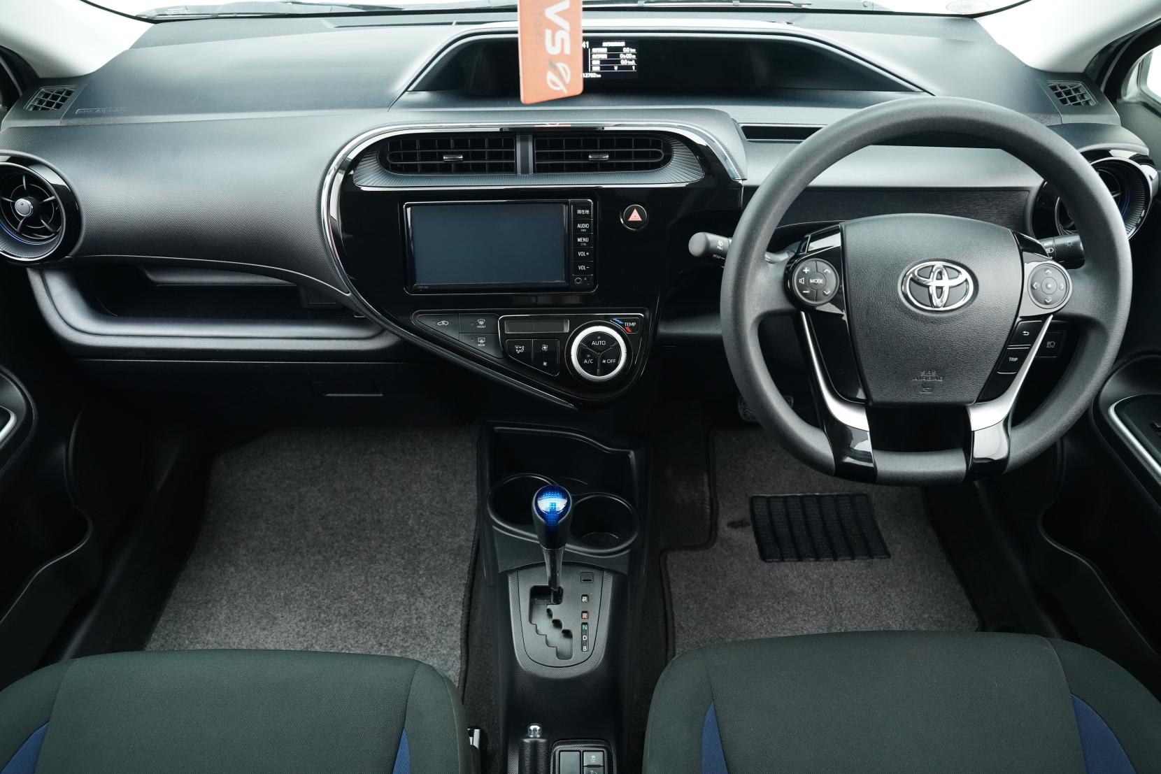 Toyota Aqua 1.5 S FACELIFT