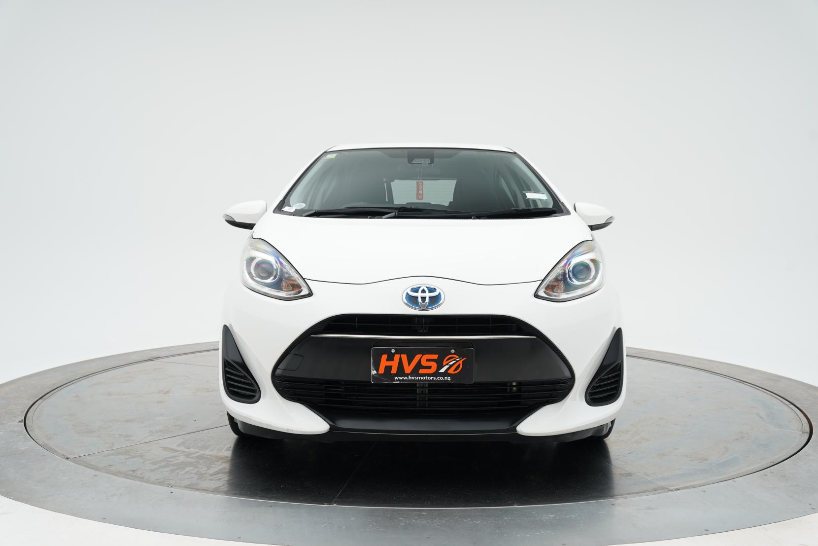 Toyota Aqua 1.5 S FACELIFT