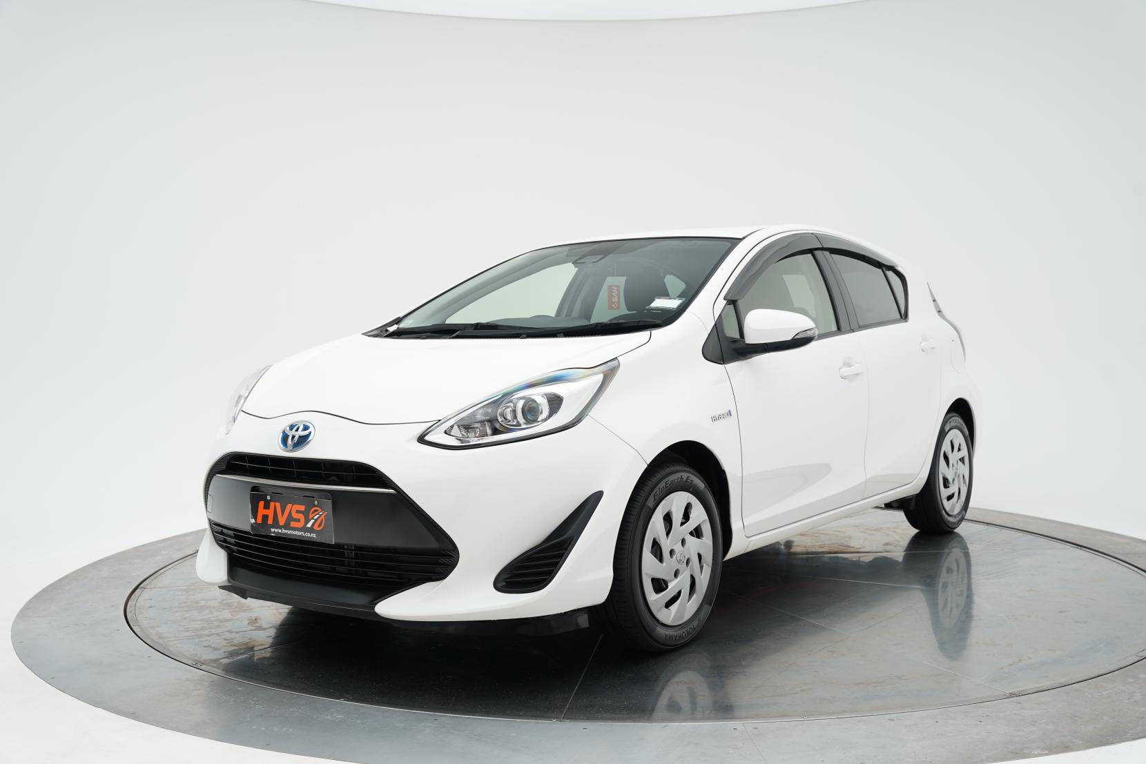 Toyota Aqua 1.5 S FACELIFT