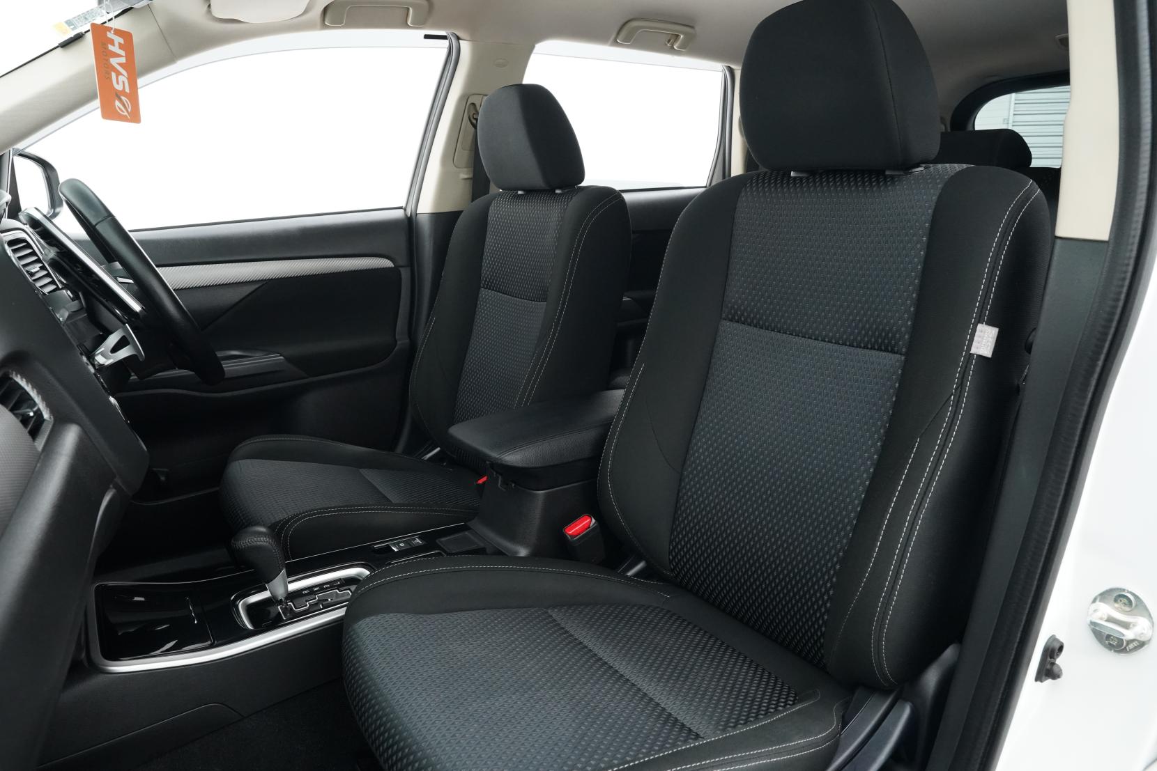 Mitsubishi Outlander 2.4 24G 4WD 7 Seater