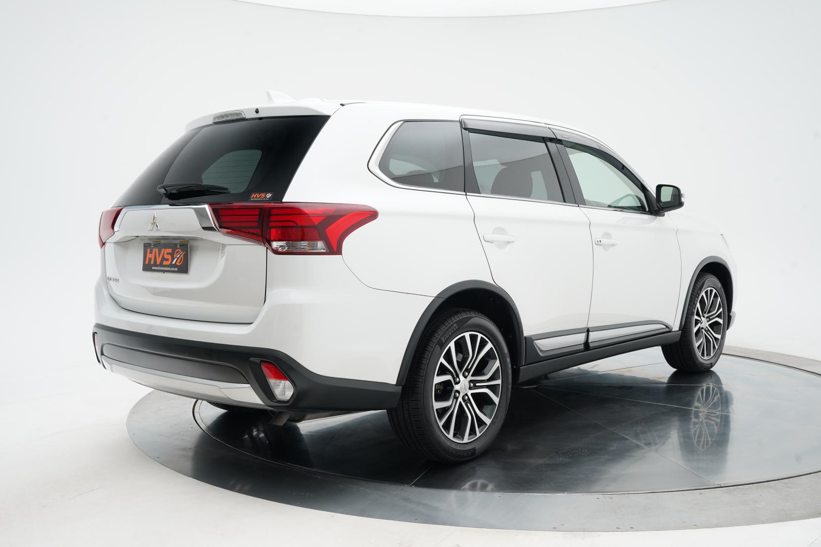 Mitsubishi Outlander 2.4 24G 4WD 7 Seater