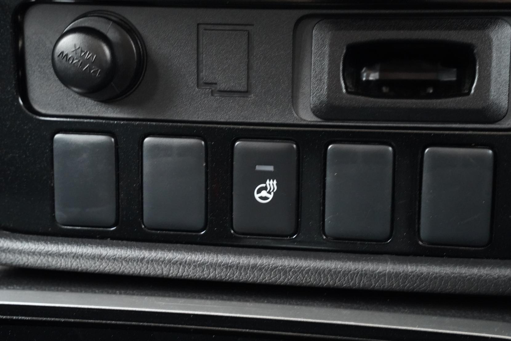 Mitsubishi Outlander 2.4 24G 4WD 7 Seater