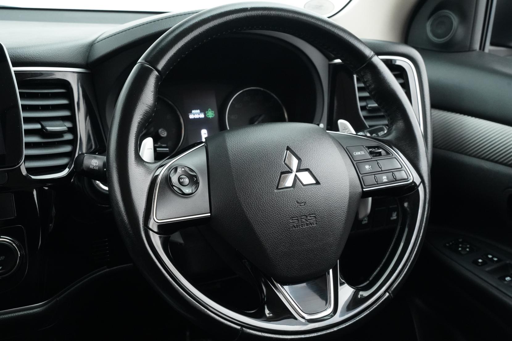 Mitsubishi Outlander 2.4 24G 4WD 7 Seater