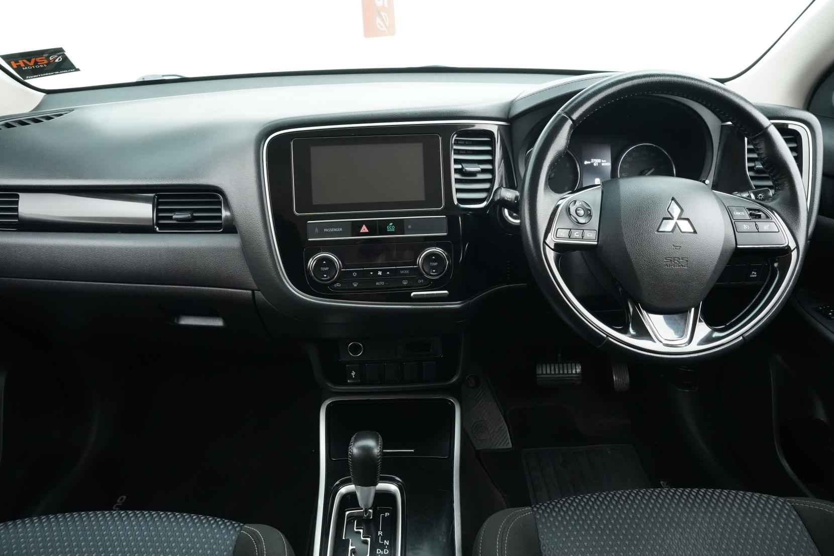 Mitsubishi Outlander 2.4 LS 2.4P/4WD/CVT