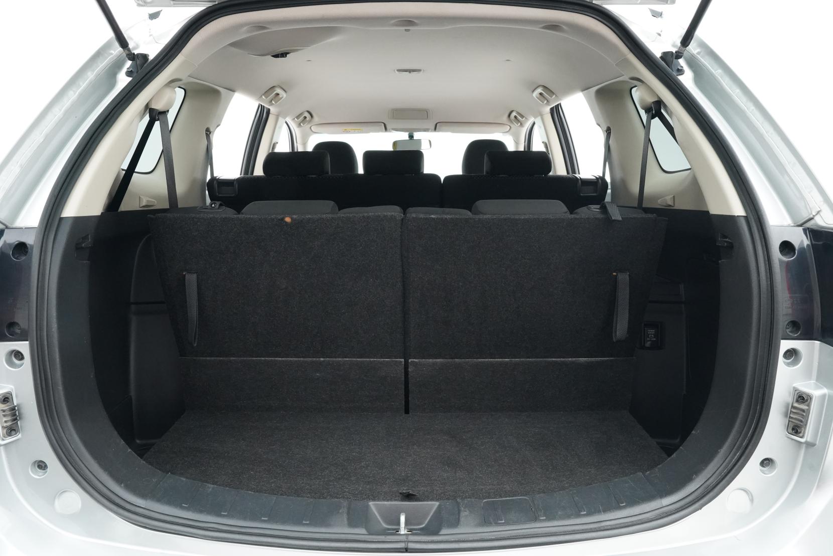 Mitsubishi Outlander 2.4 LS 2.4P/4WD/CVT