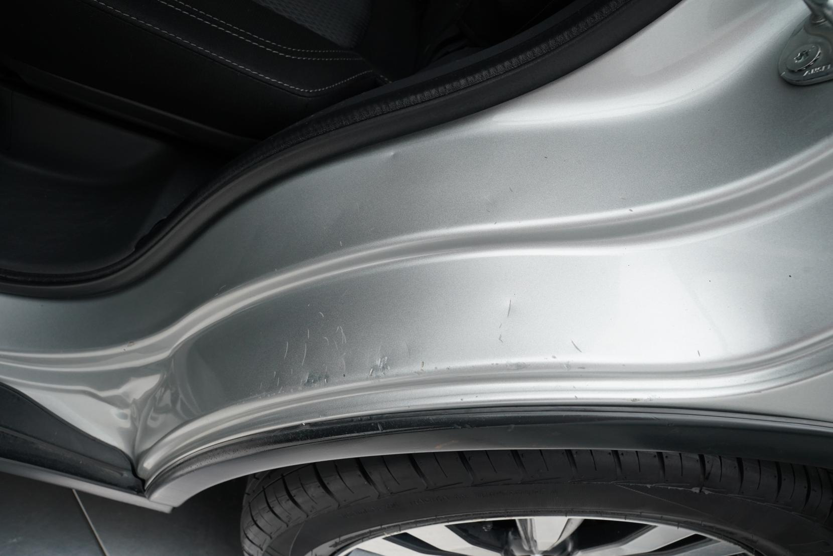 Mitsubishi Outlander 2.4 LS 2.4P/4WD/CVT