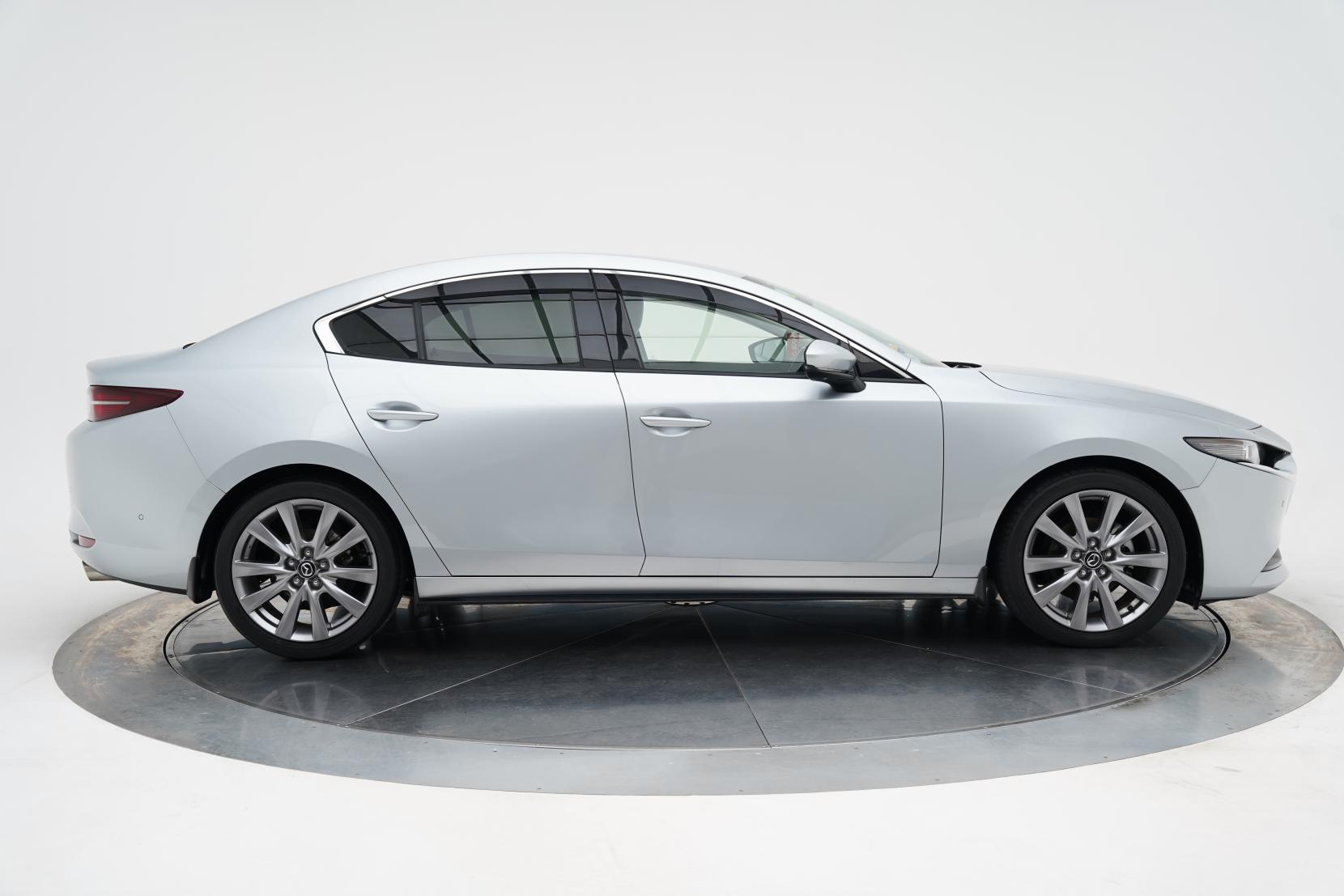 Mazda 3 2.0 20S L PACKAGE