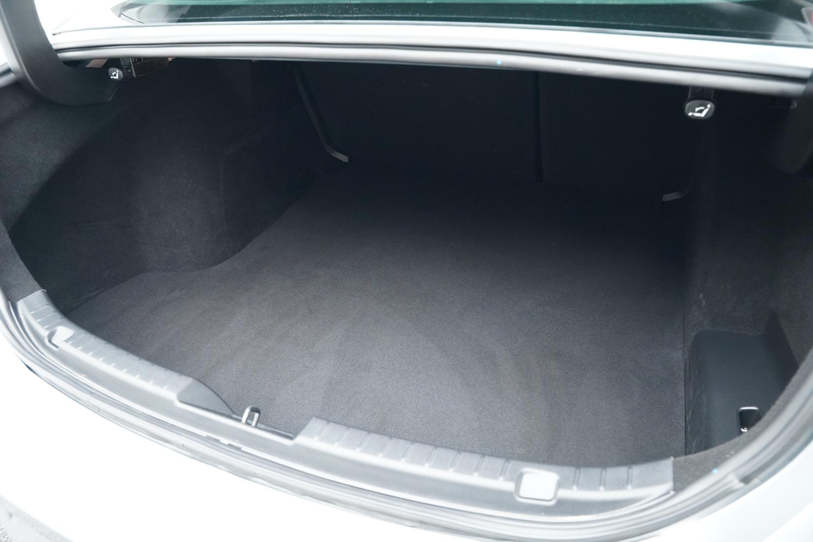 Mazda 3 2.0 20S L PACKAGE