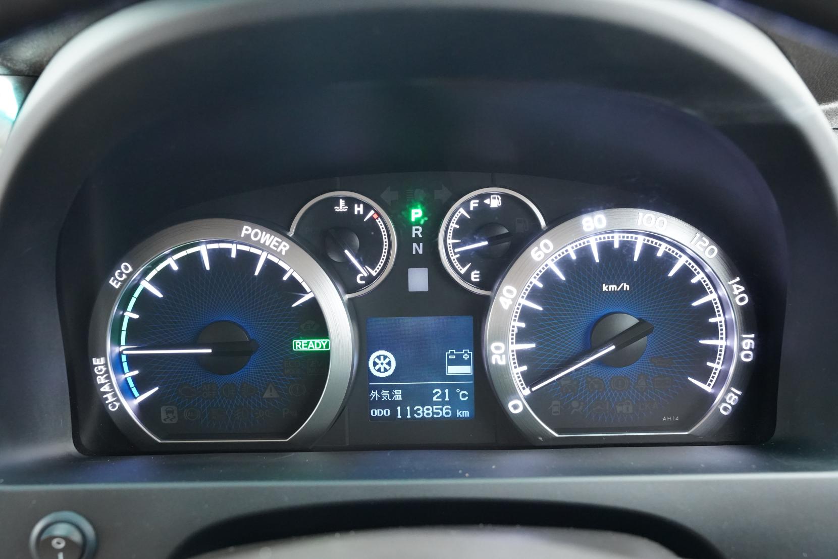 Toyota Alphard 2.4 Hybrid X 4WD