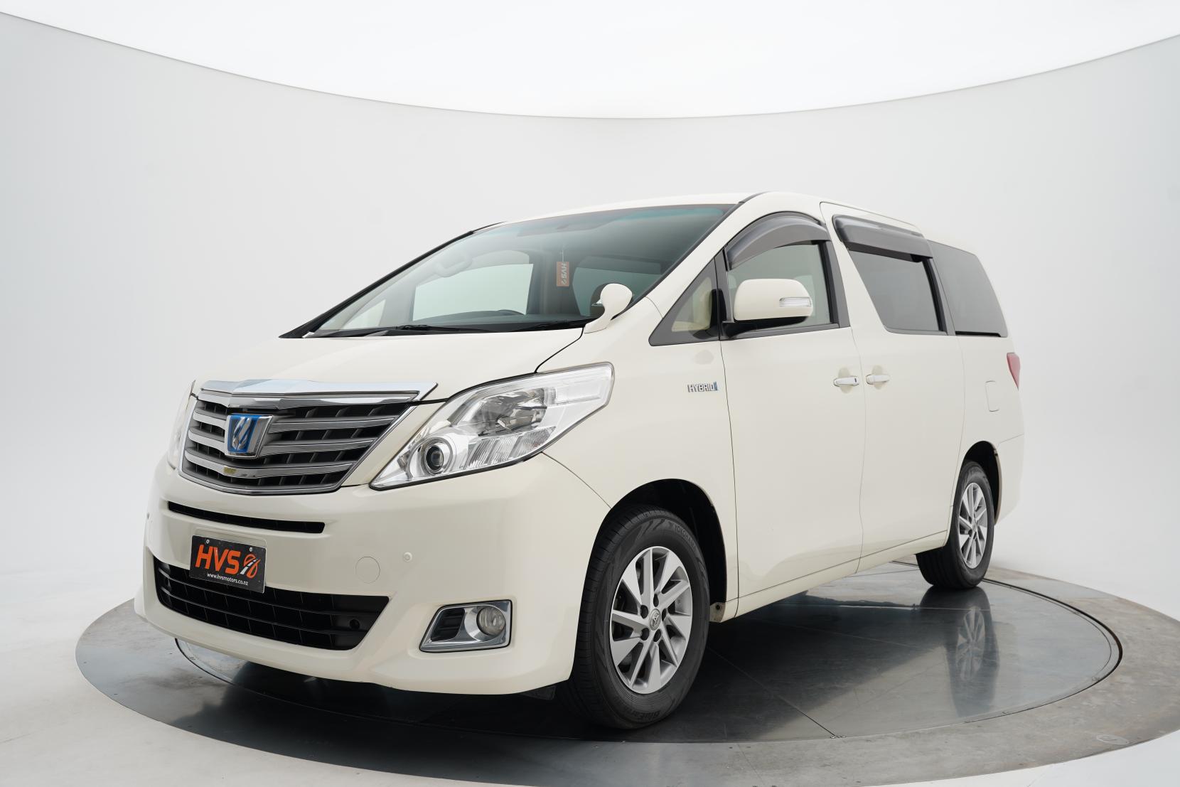 Toyota Alphard 2.4 Hybrid X 4WD