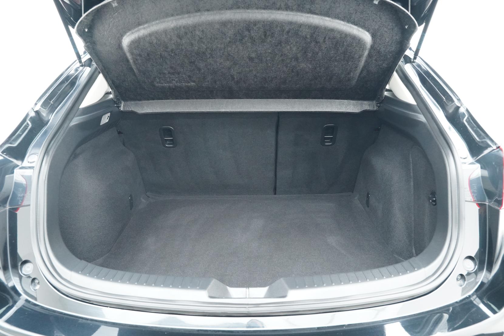 Mazda Axela SPORT 20S TOURING