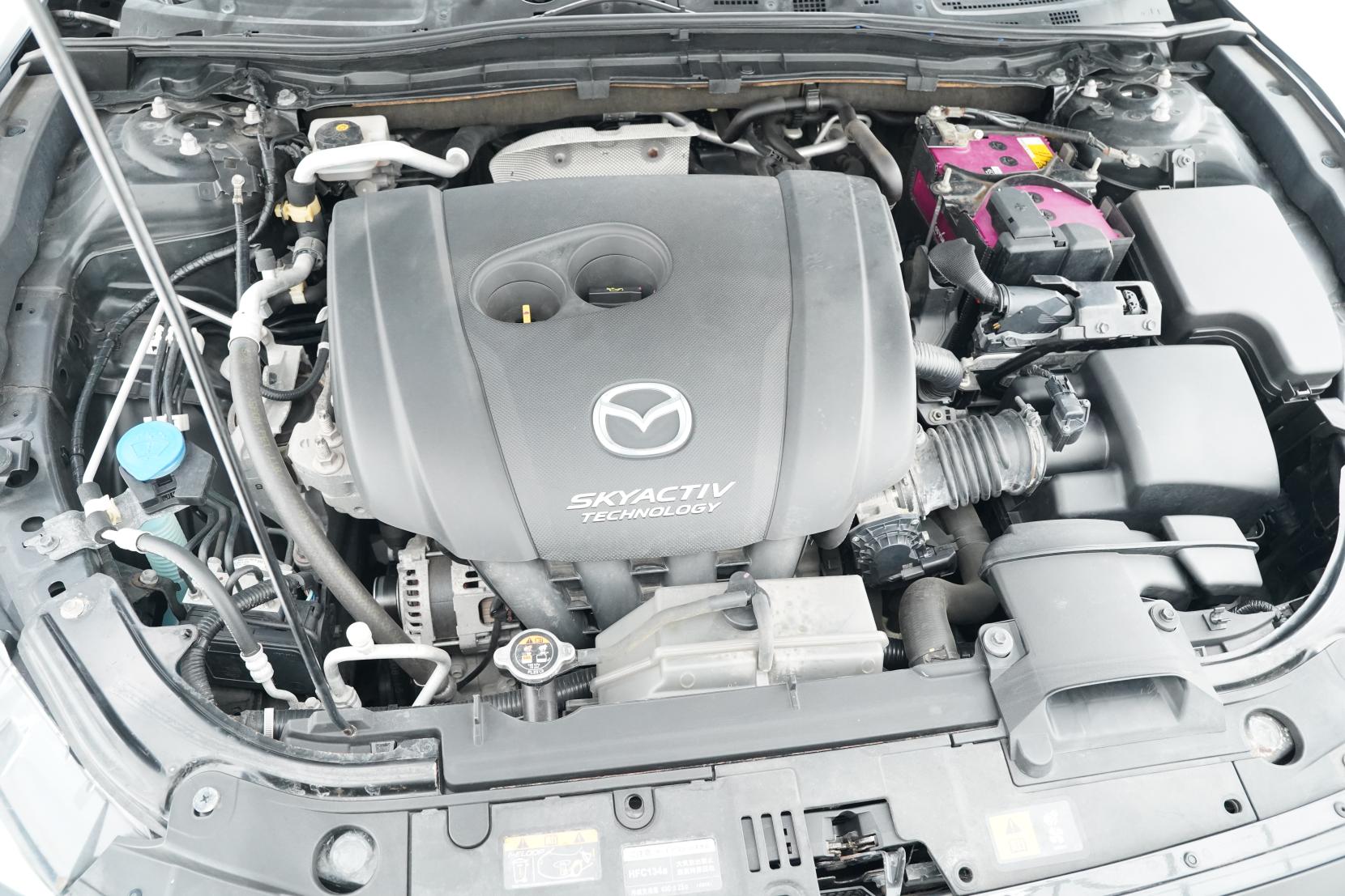 Mazda Axela SPORT 20S TOURING