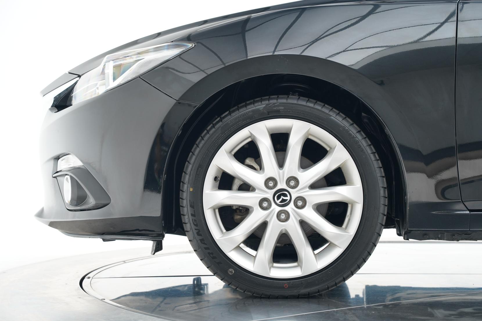 Mazda Axela SPORT 20S TOURING