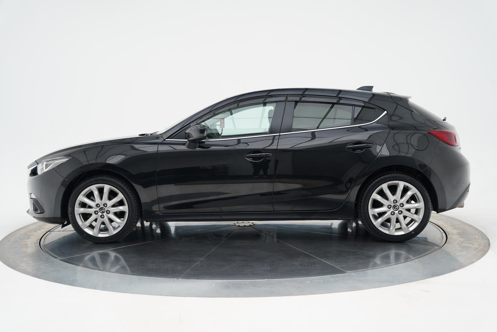Mazda Axela SPORT 20S TOURING