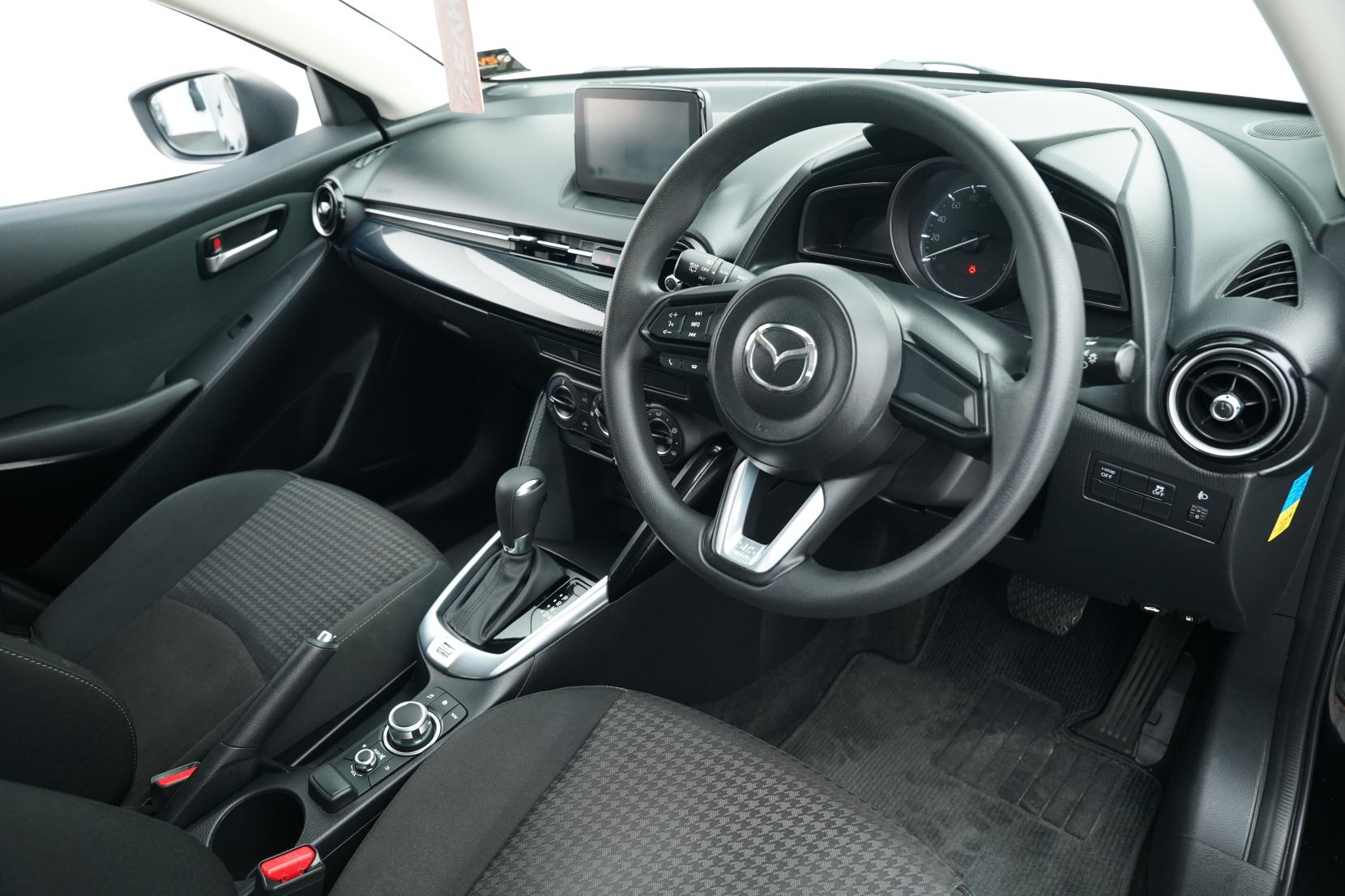 Mazda Demio 13S