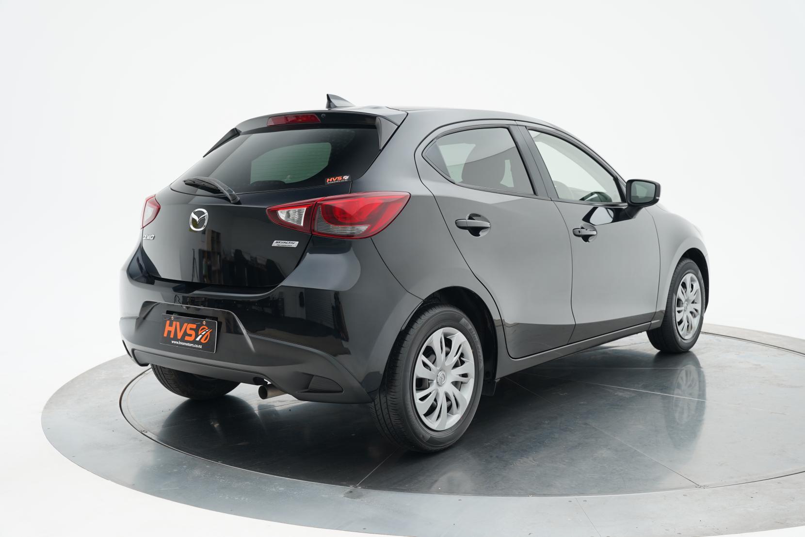 Mazda Demio 13S