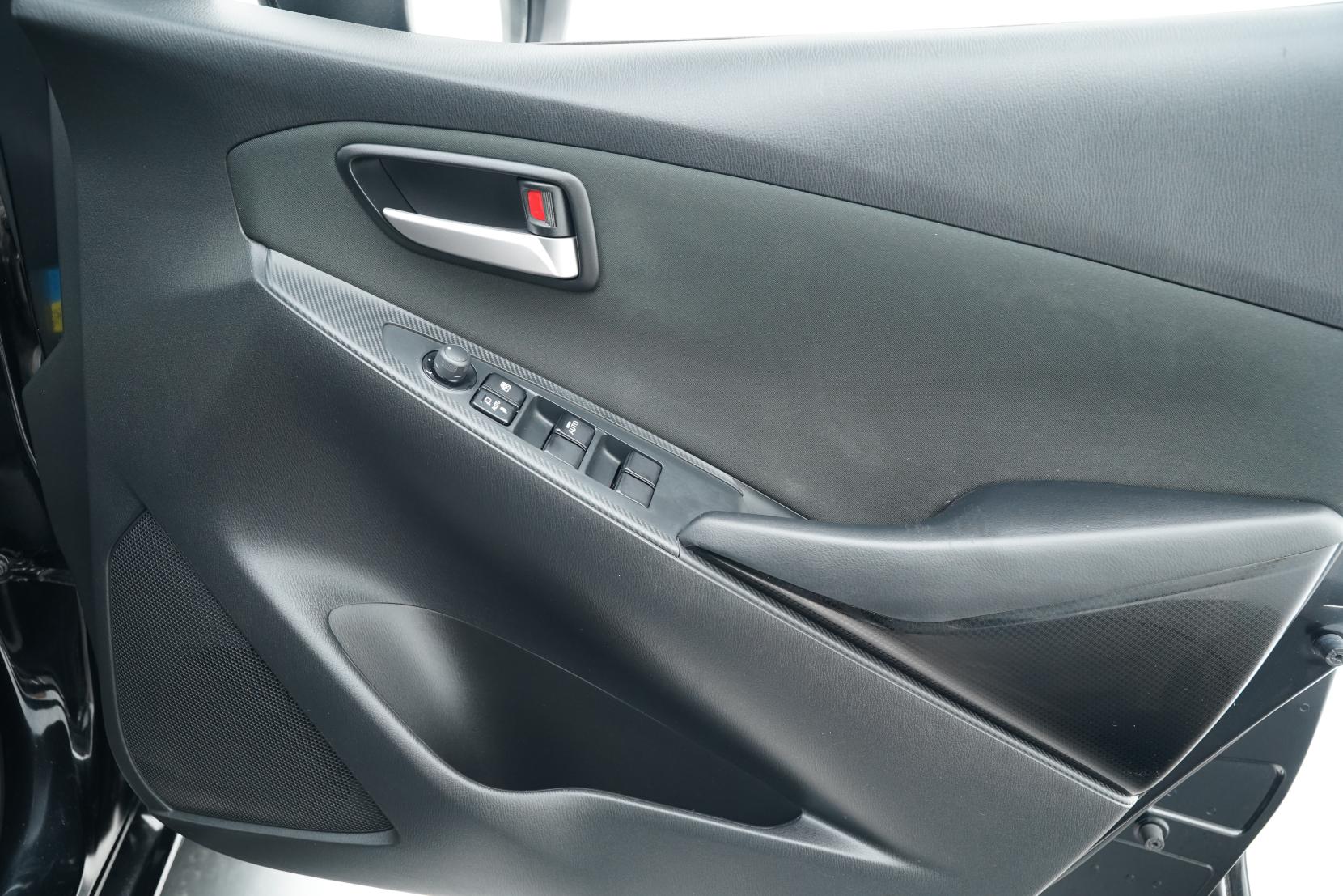 Mazda Demio 13S