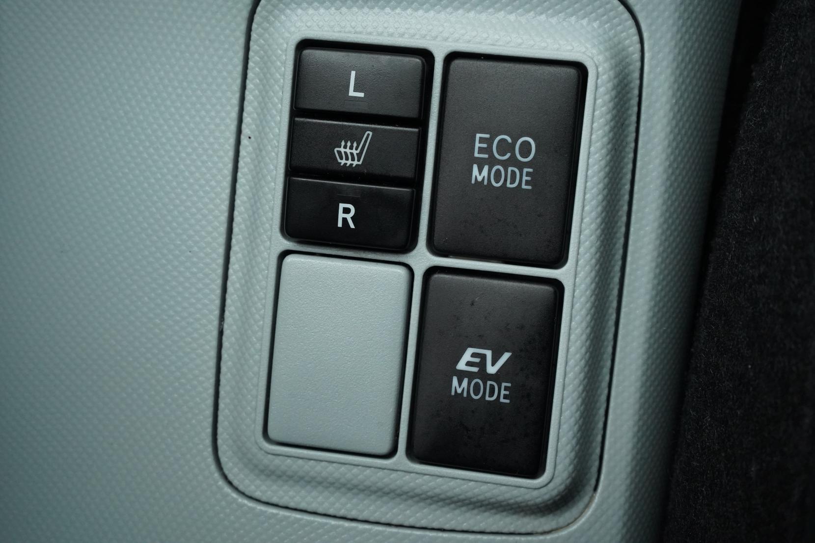 Toyota Aqua 1.5 S Push Start