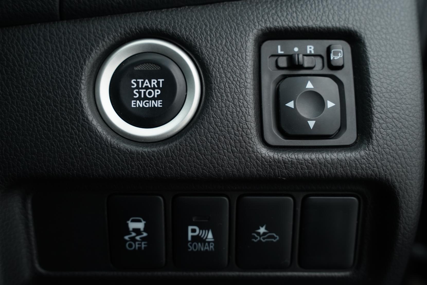 Mitsubishi Pajero 2.4 VRX 2.4D/4WD/8AT VRX 2.4D/4WD/8AT