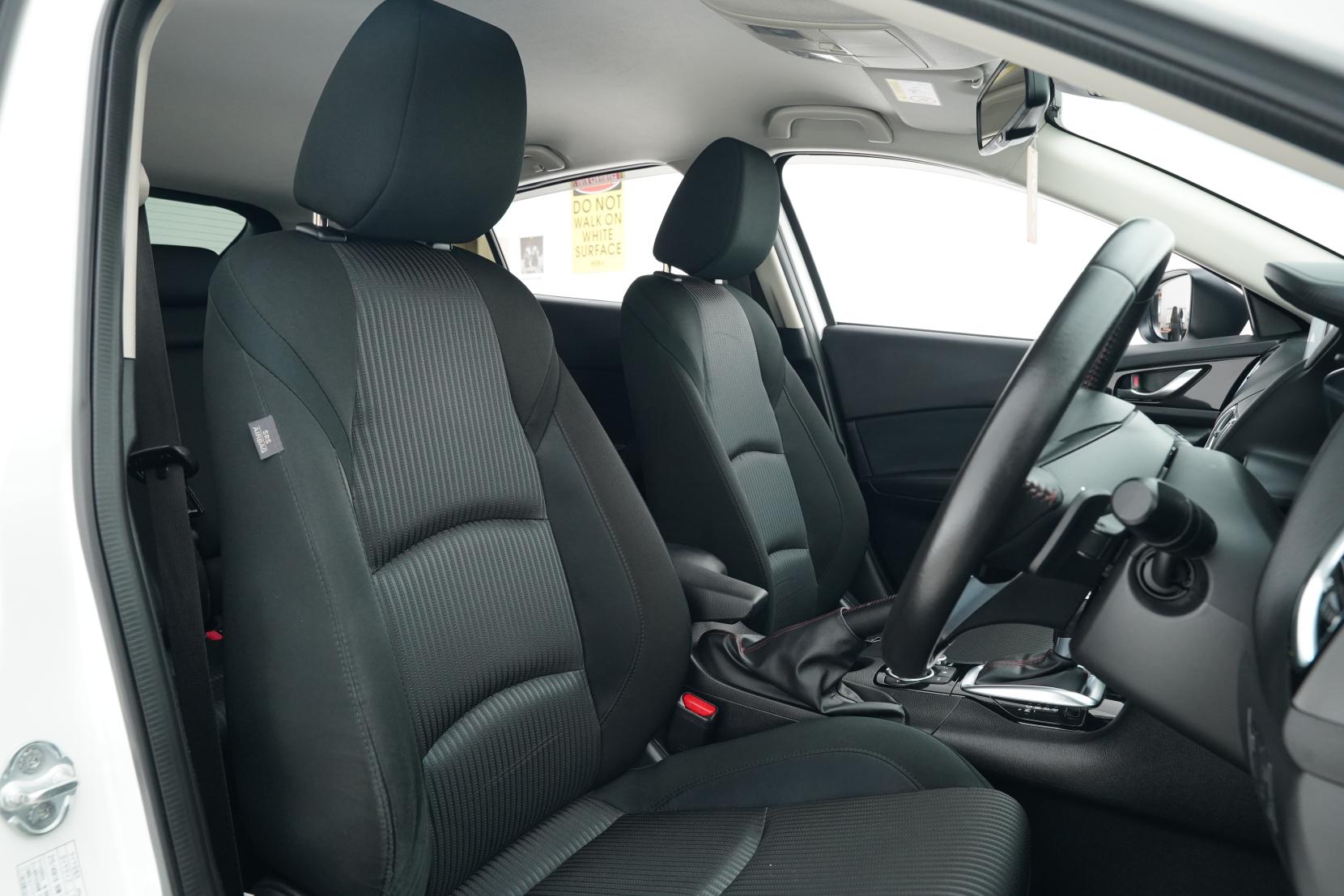 Mazda Axela SPORT 20S TOURING