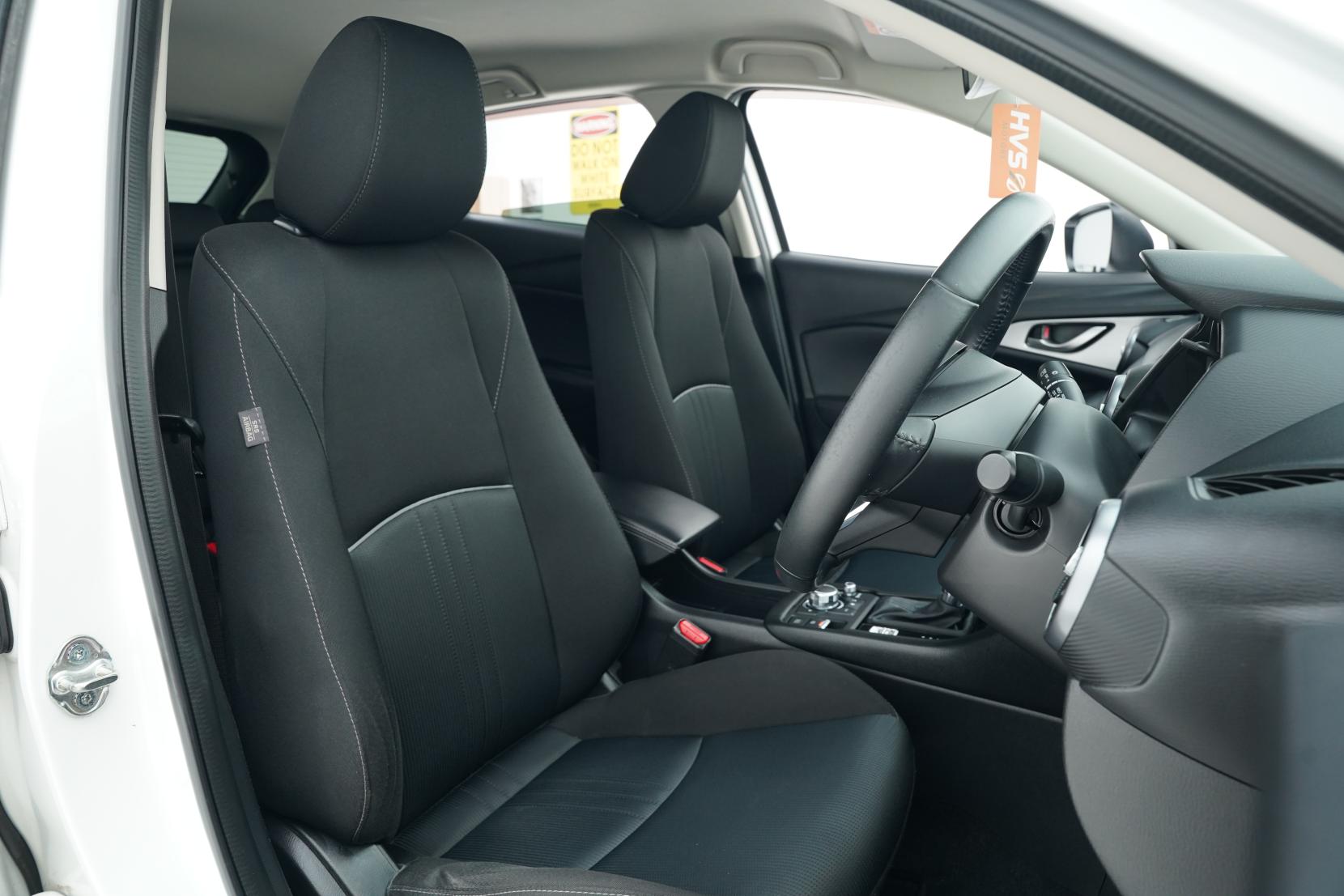 Mazda CX-3 20S