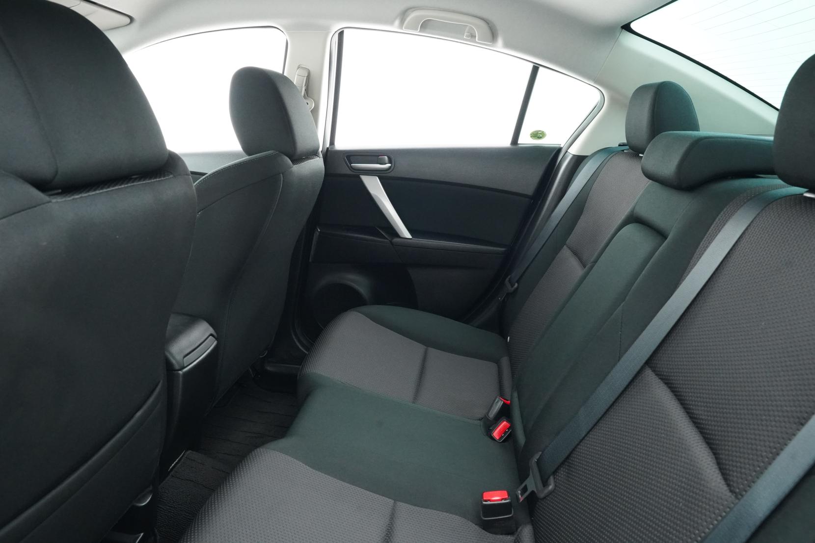 Mazda Axela 2.0 20E SKYACTIVE