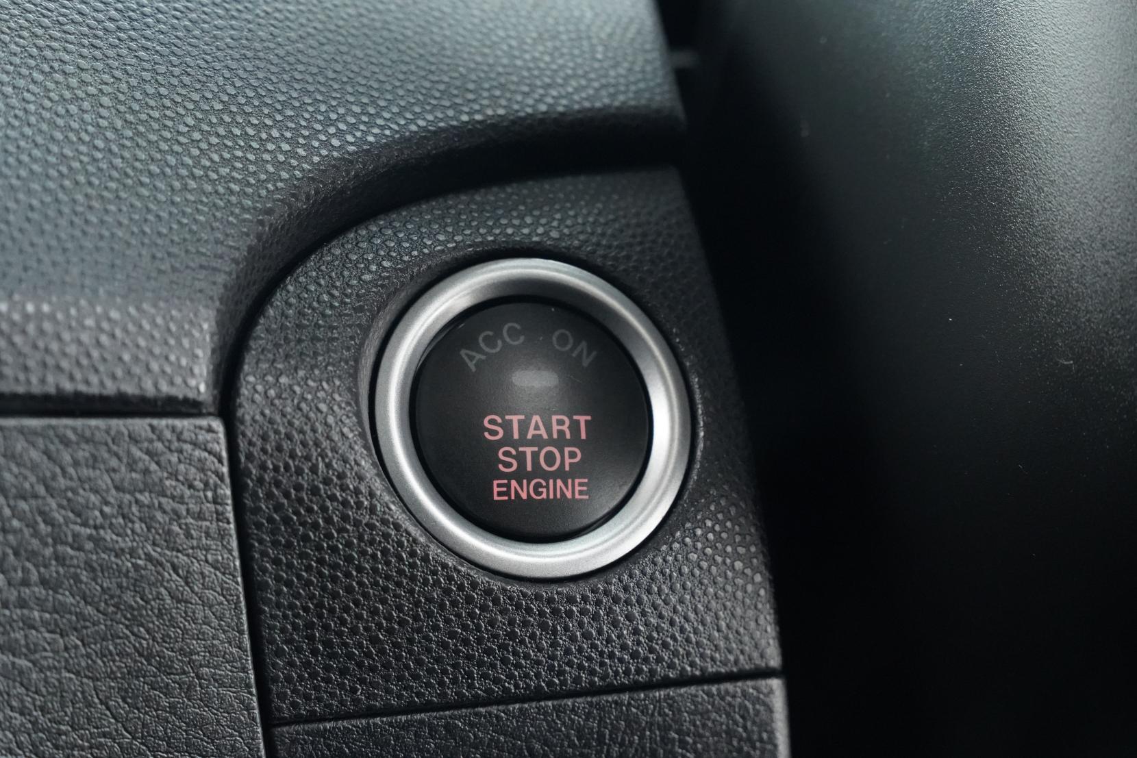 Mazda Axela 2.0 20E SKYACTIVE