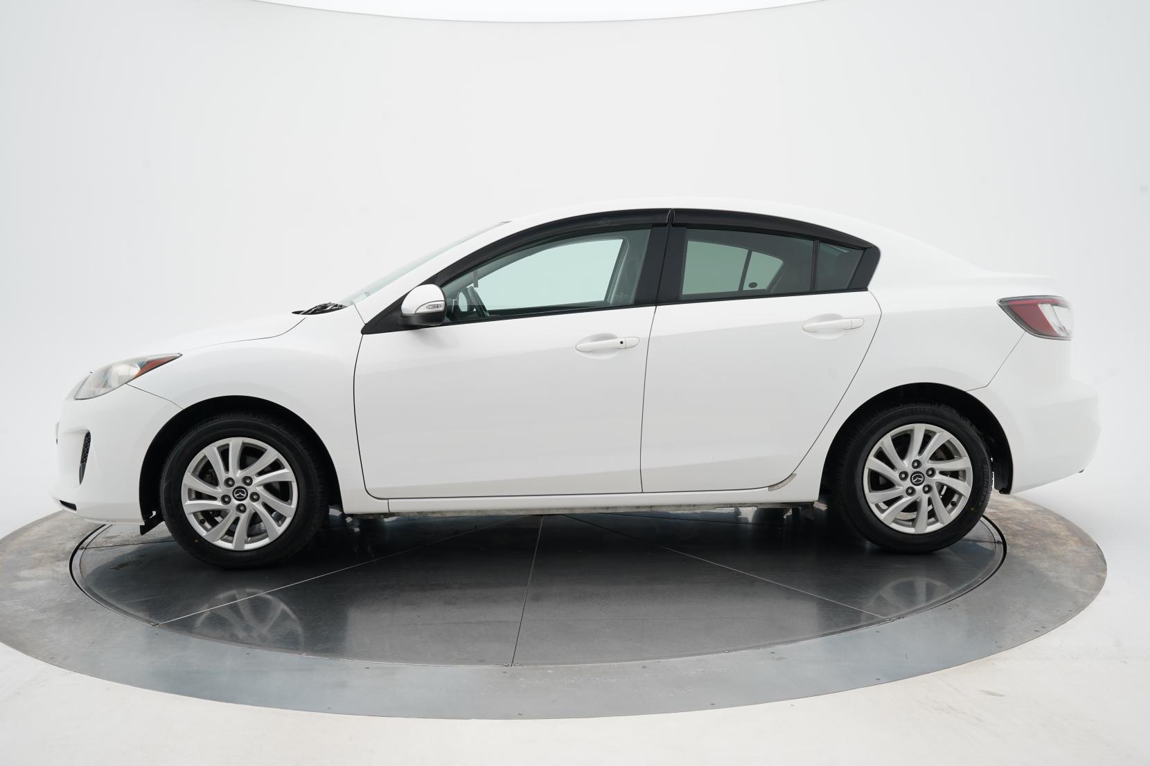 Mazda Axela 2.0 20E SKYACTIVE