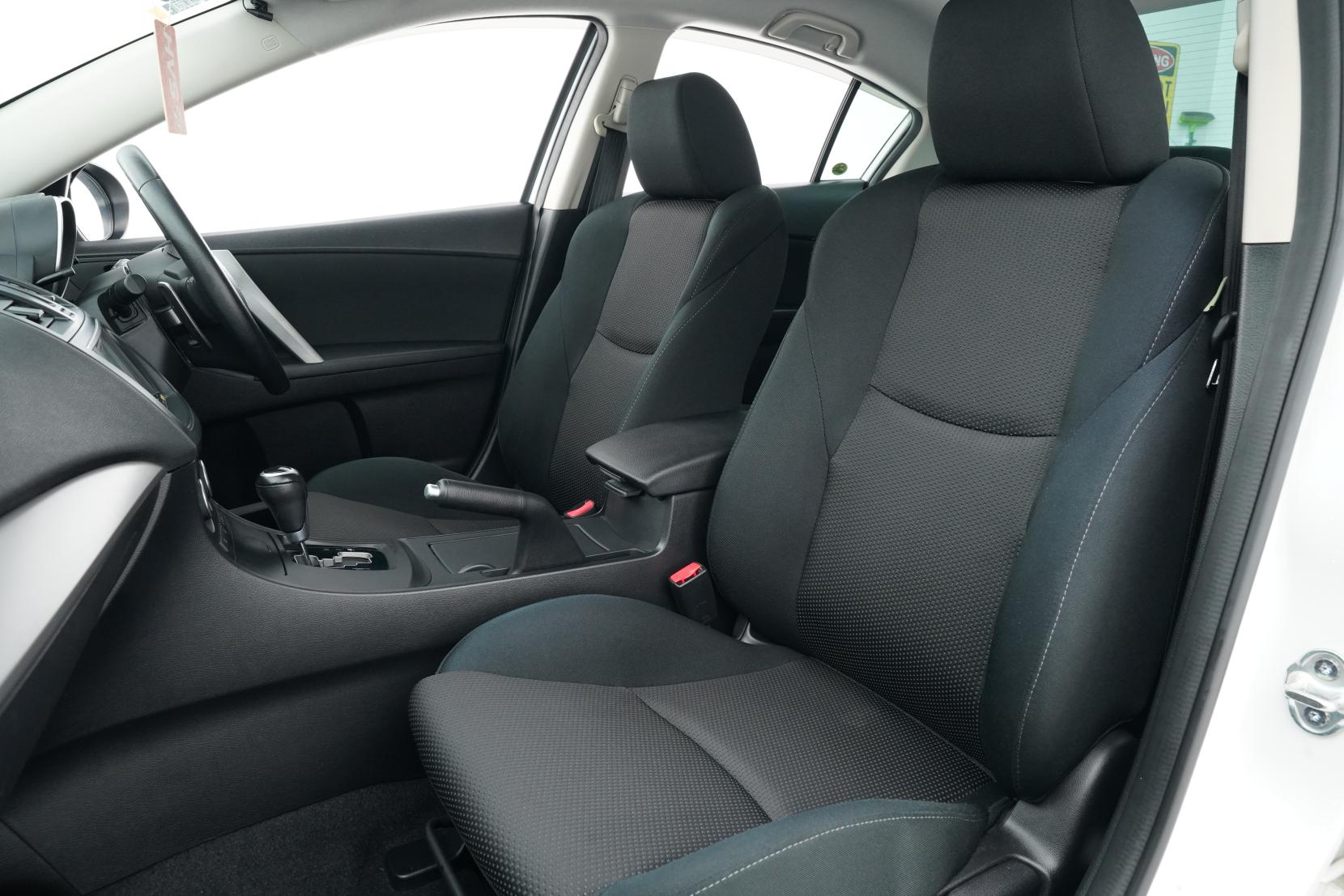 Mazda Axela 2.0 20E SKYACTIVE