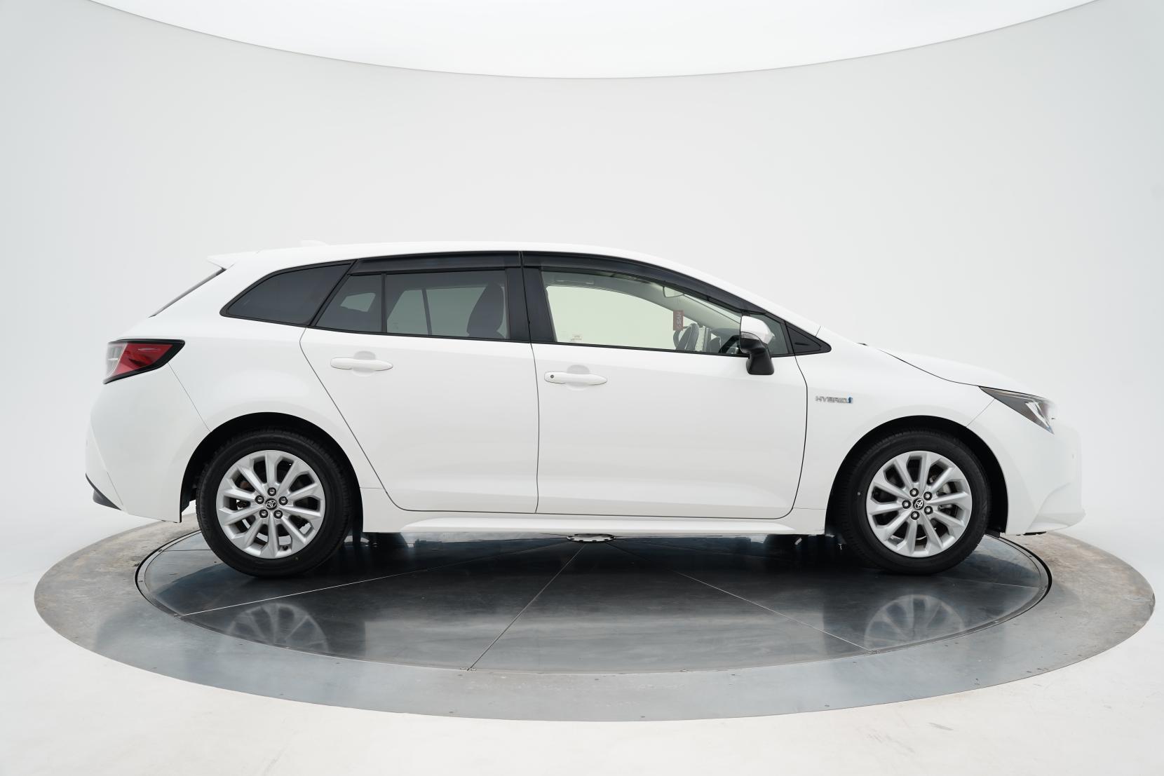 Toyota Corolla 1.8 Touring Hybrid S