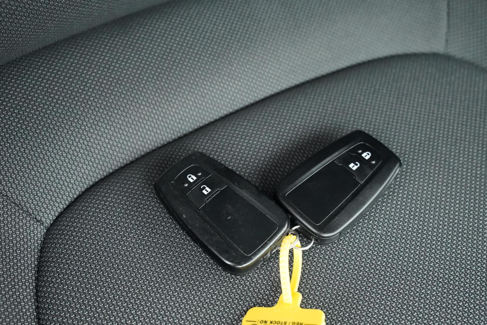 Toyota Corolla 1.8 Touring Hybrid S