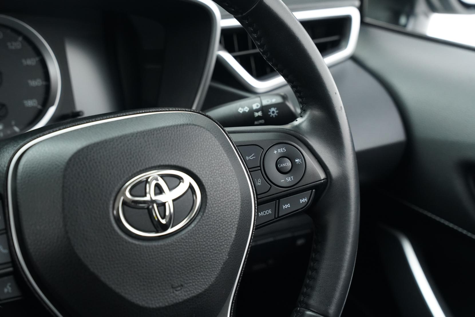 Toyota Corolla 1.8 Touring Hybrid S